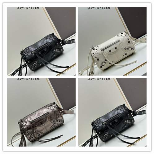 Picture of Balenciaga Handbags _SKUfw177415288fw